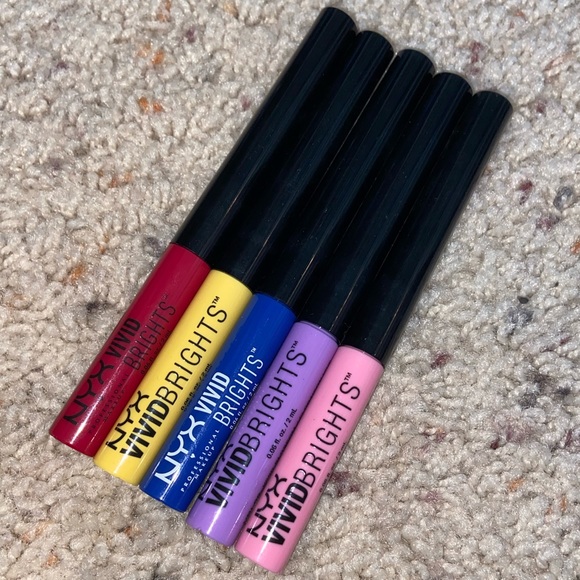 nyx vivid brights liquid eyeliner